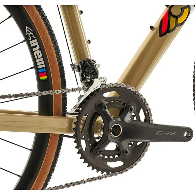 Cinelli Zydeco Apex XPLR AXS Allroad1 Gravel Bike in Sage/White-3