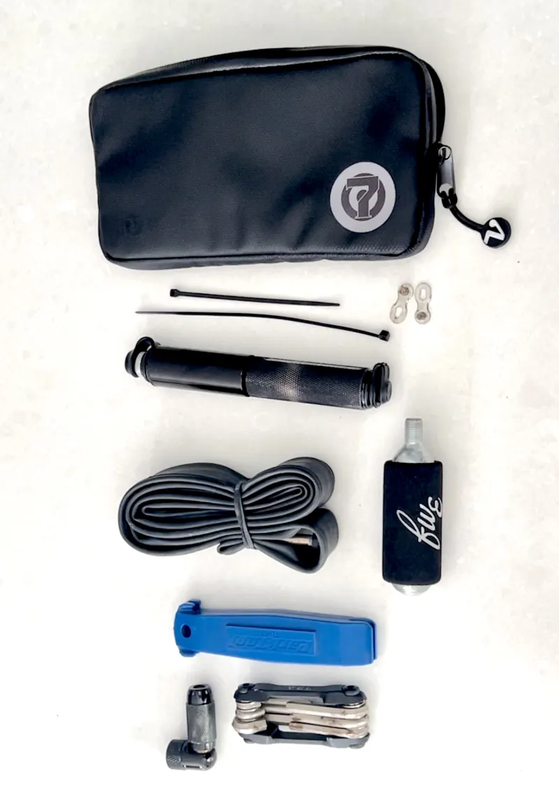 Super 7 RidePac Premio in black-2