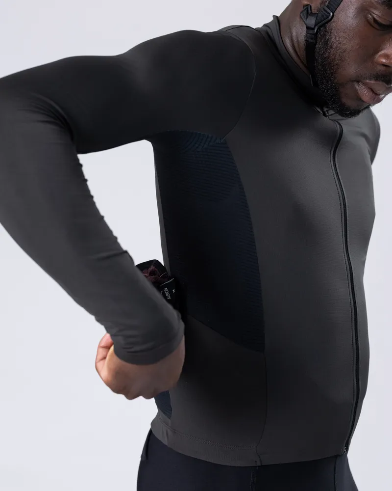 MENS TRAVERSE LONG SLEEVE JERSEY in BASALT-4