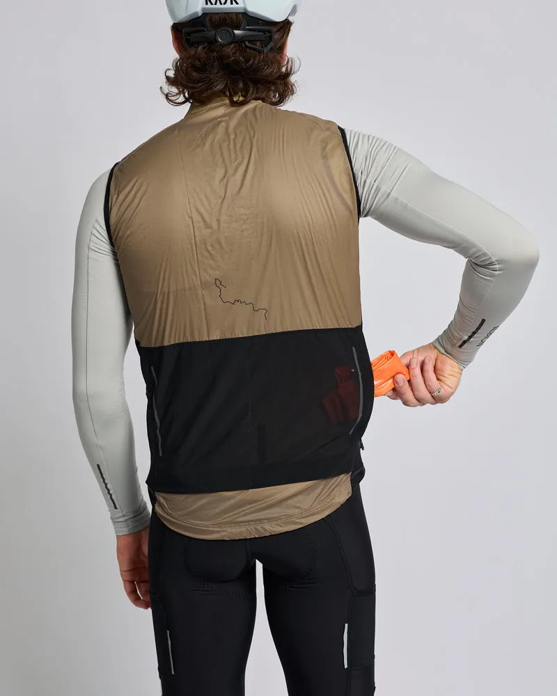 Albion Men's Wind Gillet in Dark Sand-3