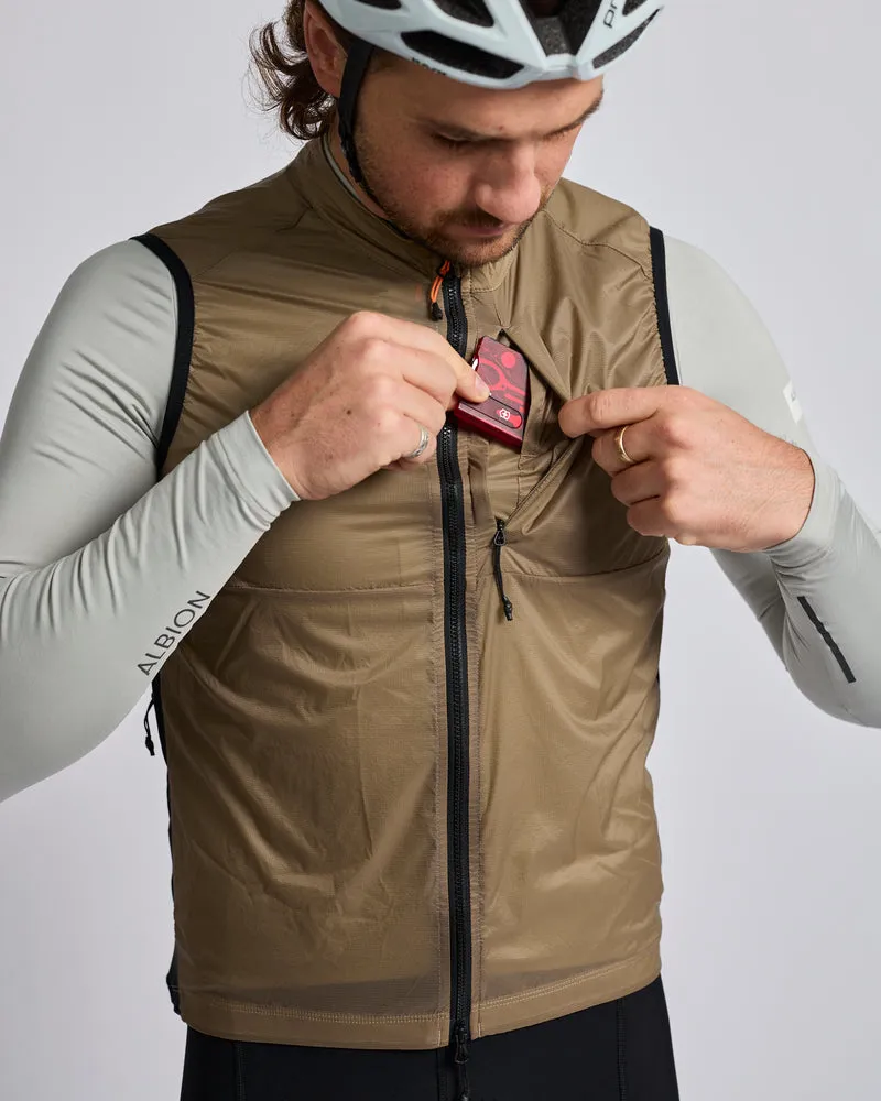 Albion Men's Wind Gillet in Dark Sand-6