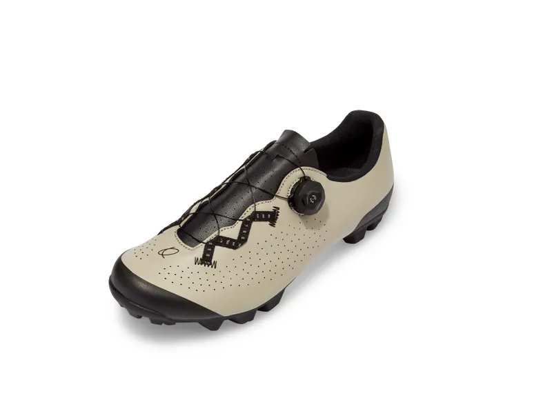 Quoc Escape MTB shoes in Sand
