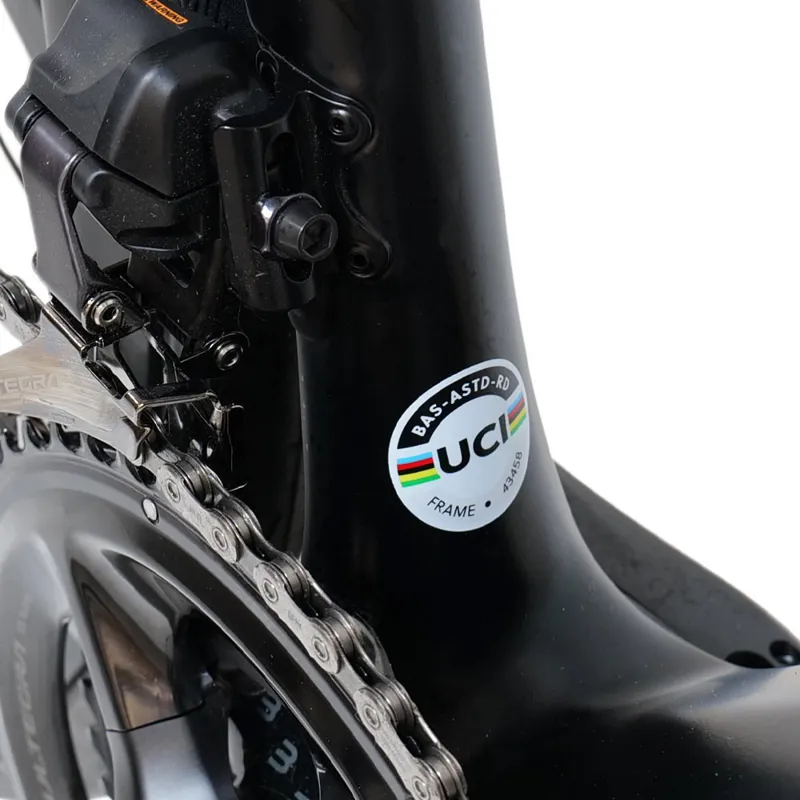 Basso Astra 105 Di2 Chameleon Bike-6