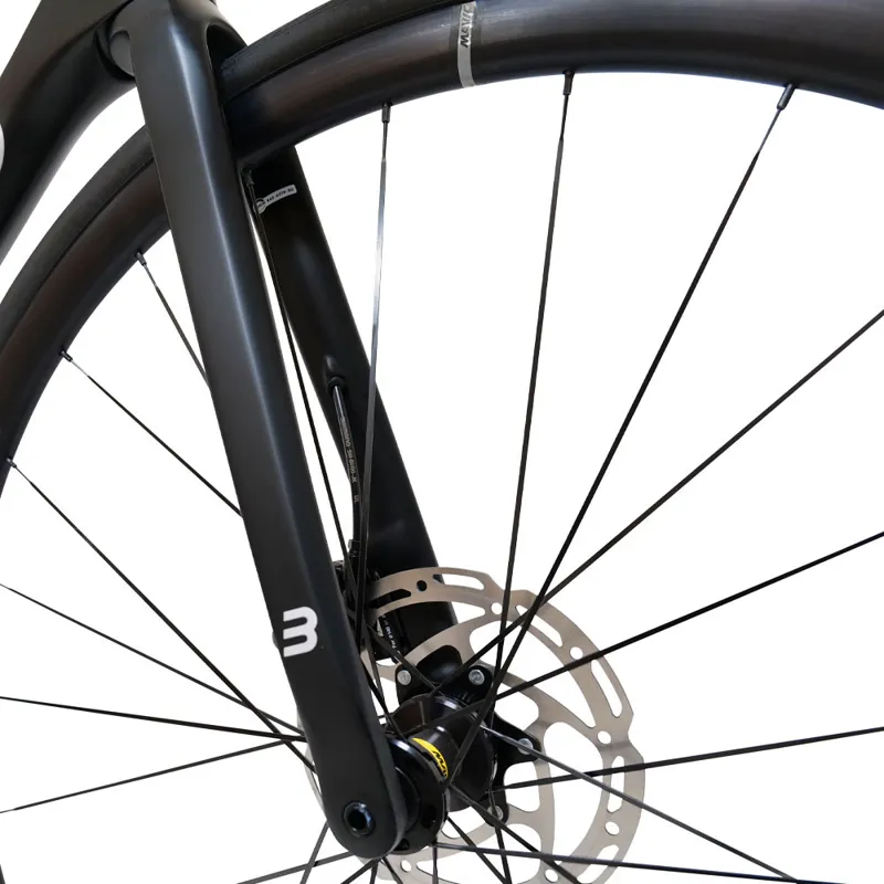 Basso Astra 105 Di2 Aksium Chameleon Bike -3