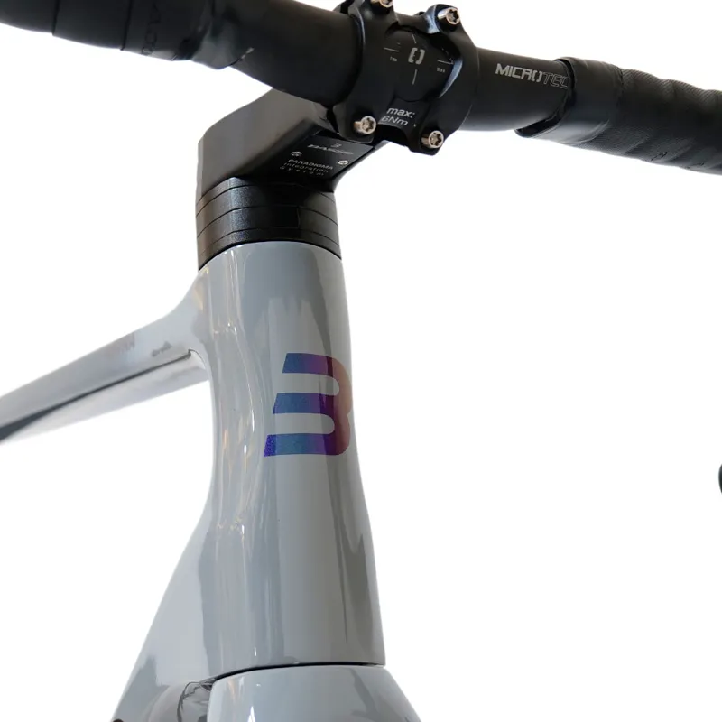 Basso Astra 105 Di2 Aksium Asphalt Grey Road Bike -3