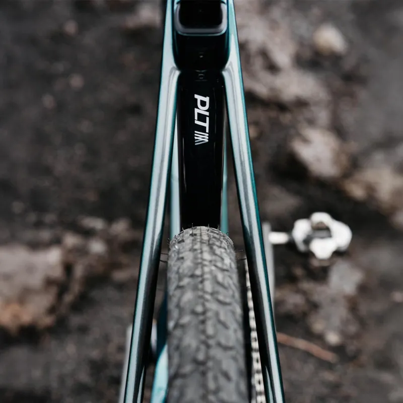 Basso Palta III GRX Di2 12x Galaxy Dream Bike in Aurora Green-2