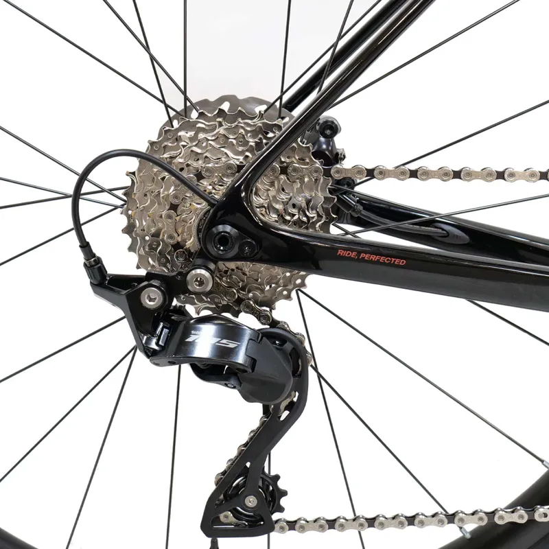 Basso Venta R 105 12x Magma Black Bike -7