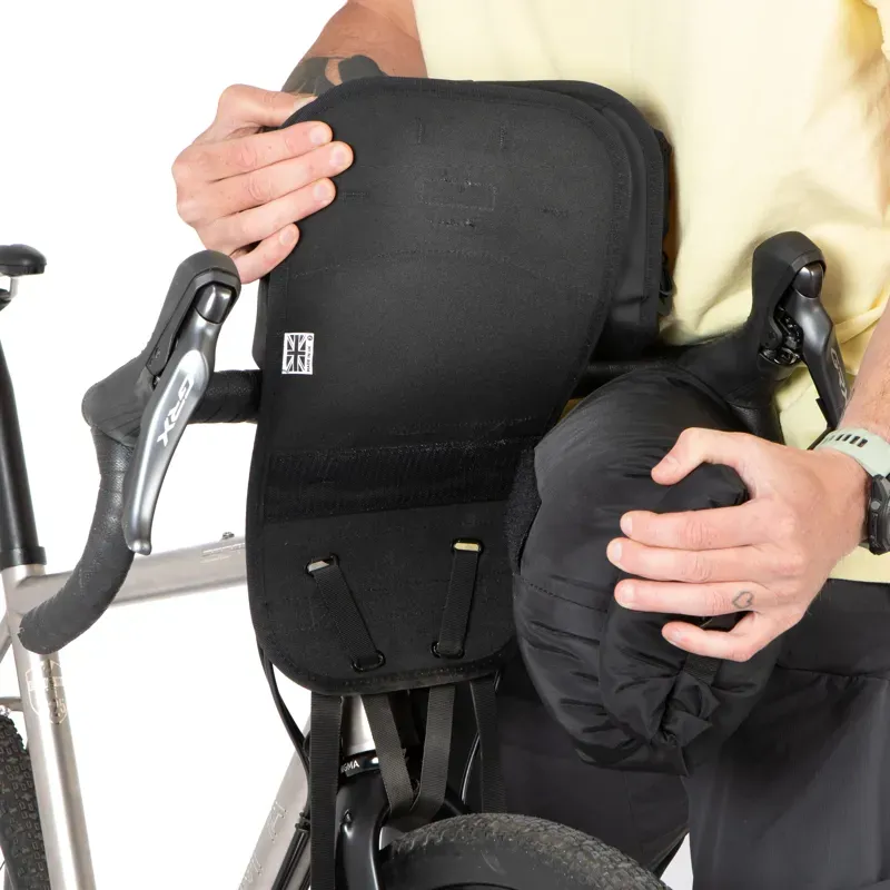 Restrap Holster Bar Bag 14L in Black-6